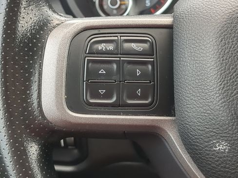 Used 2022 RAM 5500 Tradesman w/ Chrome Appearance Group RWD image 20