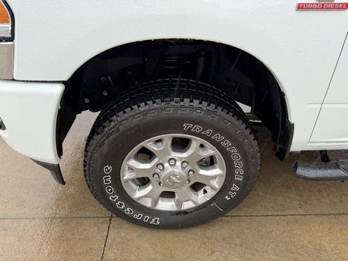 Used 2024 RAM 2500 Laramie w/ Safety Group image 8