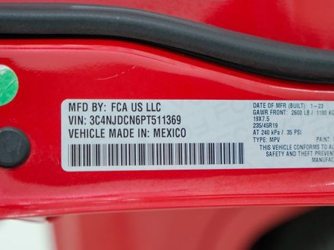 Used 2023 Jeep Compass Limited image 70