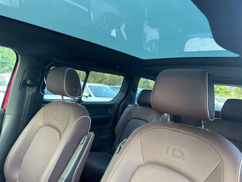 New 2025 Volkswagen ID. Buzz Pro S Plus AWD/4WD image 25