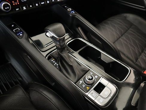 Used 2023 Kia Telluride SX X-Line image 9