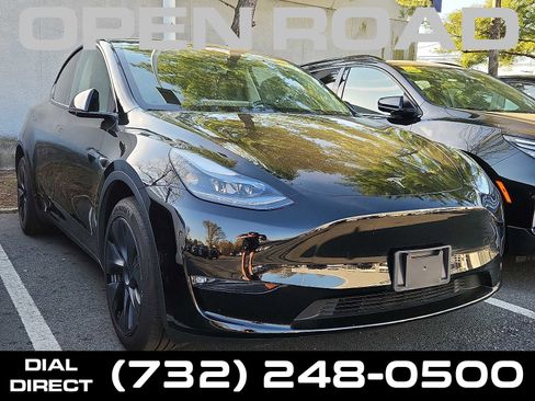 Used 2024 Tesla Model Y Long Range image 1