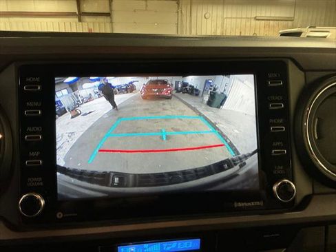 Certified 2021 Toyota Tacoma TRD Sport w/ Technology Package AWD/4WD image 23