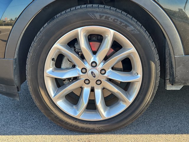 Used 2014 Ford Explorer XLT w/ Equipment Group 202A FWD image 11