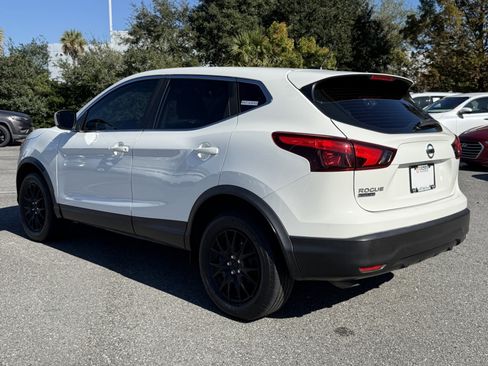 Used 2019 Nissan Rogue Sport S image 26