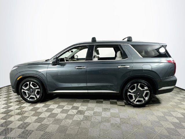 Used 2024 Hyundai Palisade Limited FWD image 6