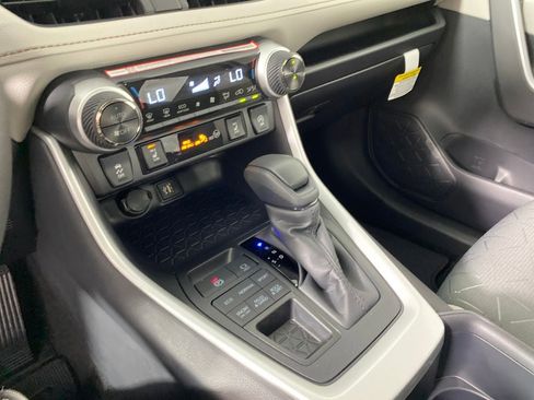 New 2025 Toyota RAV4 XLE w/ Convenience Package image 21