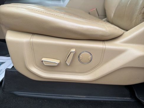 Used 2017 Ford F350 Lariat w/ Lariat Value Package image 18