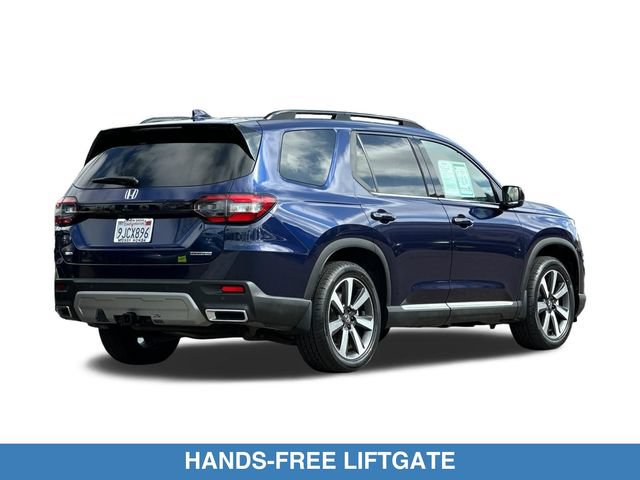 Certified 2024 Honda Pilot Touring image 6