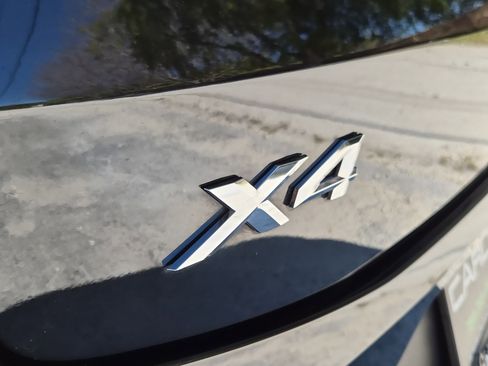 Used 2024 BMW X4 xDrive30i image 7