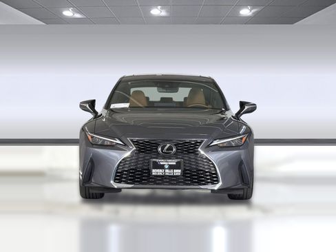 Used 2023 Lexus IS 300 w/ Comfort Package RWD image 6