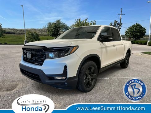 New 2026 Honda Ridgeline Black Edition image 1
