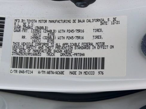 Used 2022 Toyota Tacoma SR5 w/ Technology Package RWD image 35