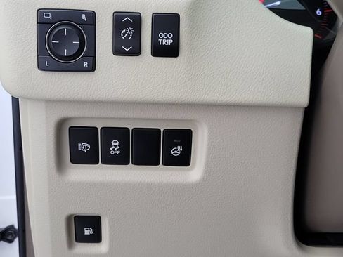 Used 2019 Lexus GX 460 Luxury AWD/4WD image 32