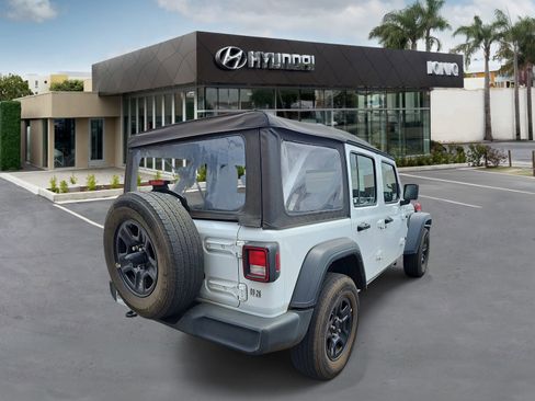 Used 2023 Jeep Wrangler Unlimited Sport AWD/4WD image 3