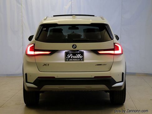 New 2026 BMW X1 xDrive28i w/ Convenience Package AWD/4WD image 7