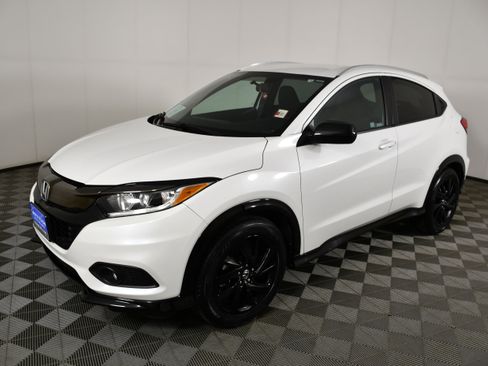 Used 2022 Honda HR-V Sport image 10