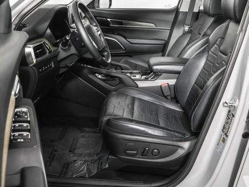 Used 2022 Kia Telluride SX w/ SX Prestige Package image 72