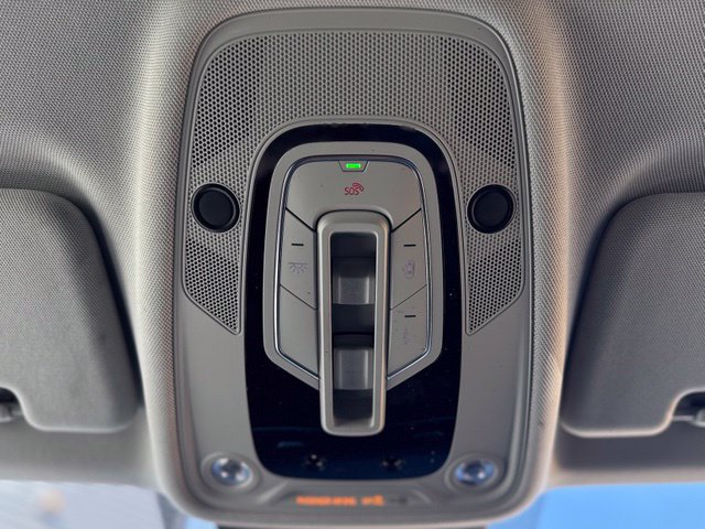 Used 2022 Audi Q8 Premium AWD/4WD image 22