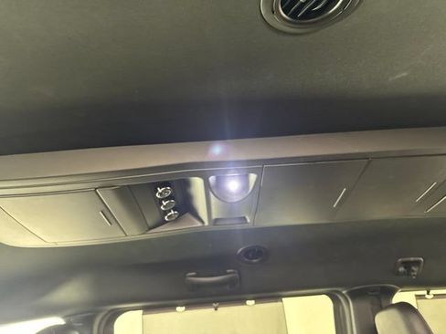 Used 2017 Dodge Grand Caravan GT FWD image 26