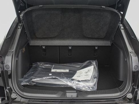 New 2026 Buick Envista Sport Touring FWD image 13