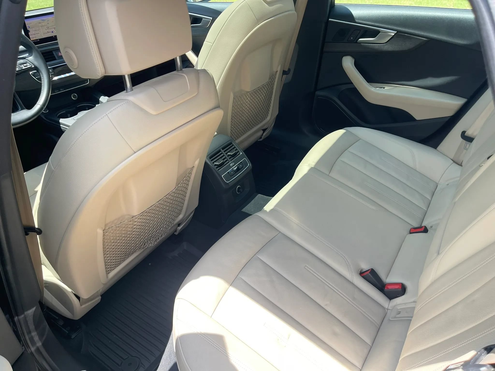 Used 2017 Audi A4 2.0T Ultra Premium w/ Convenience Package FWD image 12