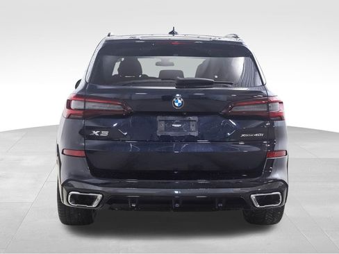 Used 2022 BMW X5 xDrive40i w/ M Sport Package image 4