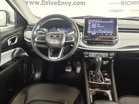 Used 2022 Jeep Compass Latitude AWD/4WD image 12