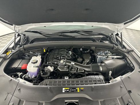 New 2025 Jeep Grand Cherokee Altitude image 16