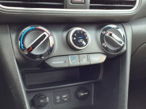 Used 2019 Hyundai Kona SE AWD/4WD image 22