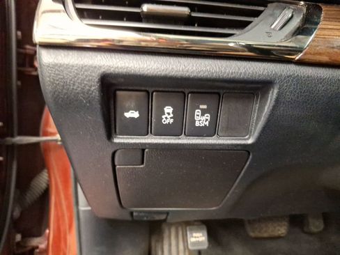 Used 2014 Toyota Avalon XLE Touring FWD image 22