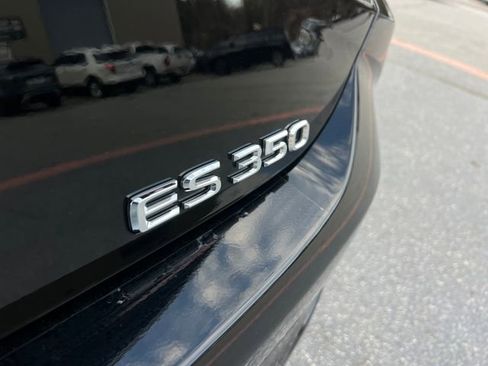 Used 2024 Lexus ES 350 w/ Premium Package image 40