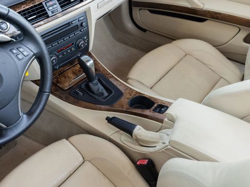 Used 2008 BMW 328i Convertible RWD image 36