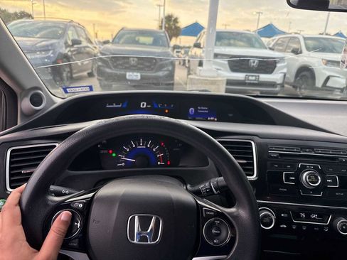 Used 2013 Honda Civic EX image 4