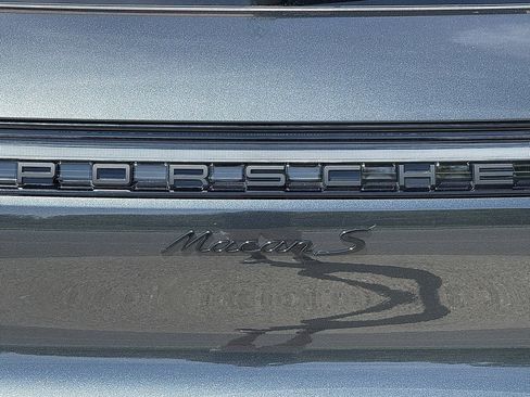 New 2025 Porsche Macan S image 28