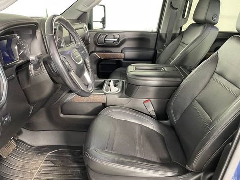 Used 2020 GMC Sierra 3500 Denali w/ Denali Ultimate Package AWD/4WD image 2