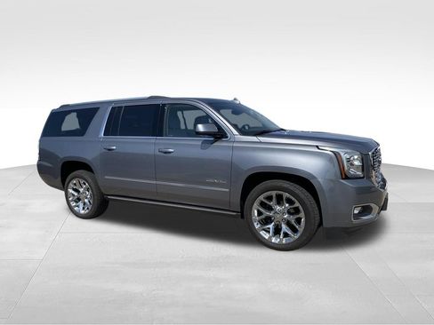 Used 2020 GMC Yukon XL Denali w/ Open Road Package AWD/4WD image 2