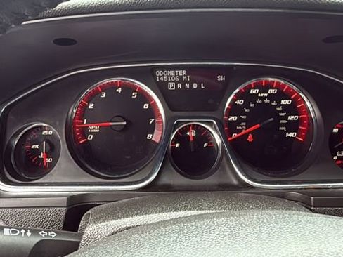 Used 2015 GMC Acadia SLE image 14
