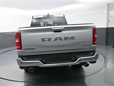New 2026 RAM 1500 Laramie w/ Chrome Appearance Group AWD/4WD image 8