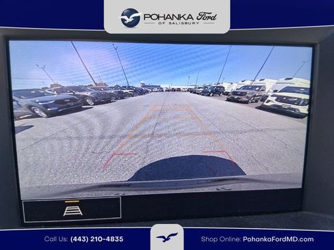 Used 2024 GMC Terrain SLT FWD image 11