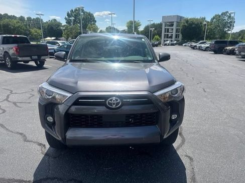 Used 2023 Toyota 4Runner SR5 Premium w/ Moonroof Package AWD/4WD image 8