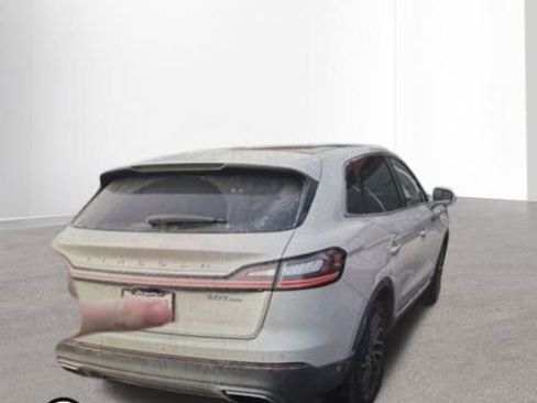 Used 2019 Lincoln Nautilus Reserve image 7