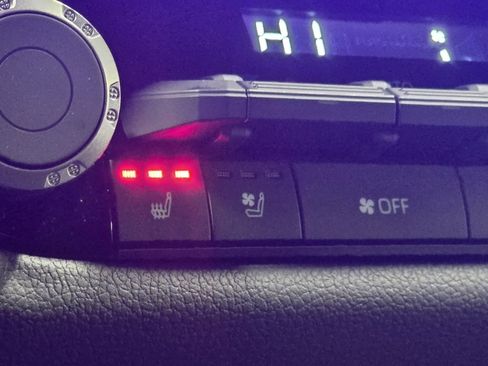 New 2026 Toyota Tundra Limited image 9