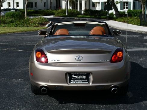 Used 2005 Lexus SC 430 Convertible image 5