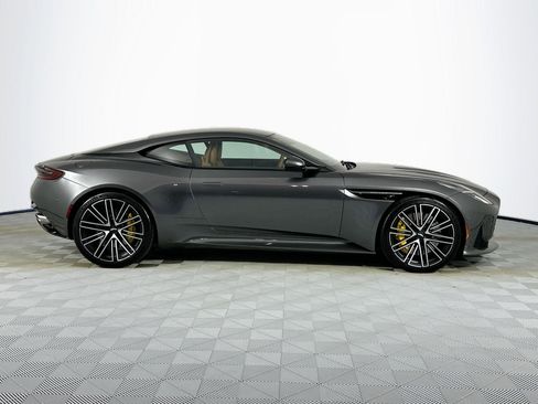 Used 2024 Aston Martin DB12 image 14