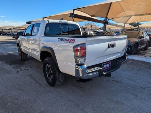 Used 2023 Toyota Tacoma TRD Off-Road image 7