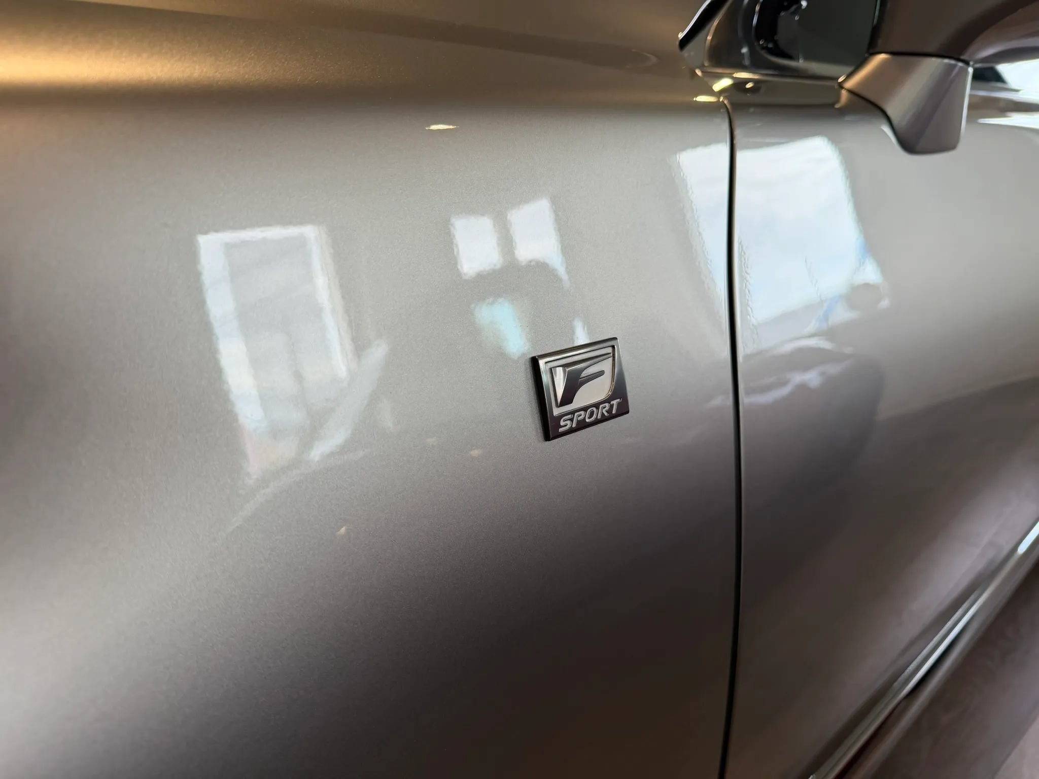 Used 2016 Lexus LS 460 w/ F Sport Package RWD image 9