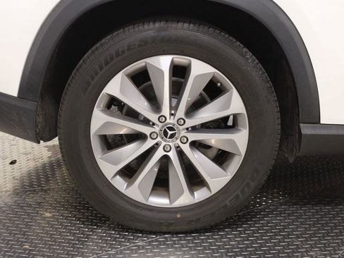 Used 2020 Mercedes-Benz GLE 350 w/ Premium Package image 17