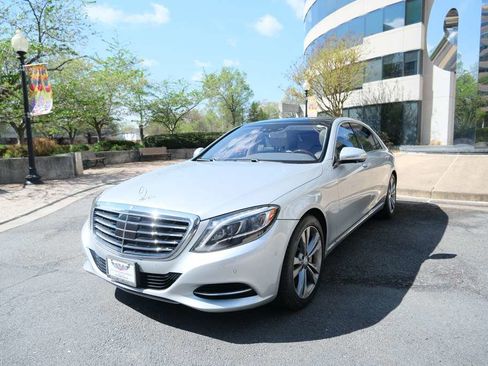 Used 2016 Mercedes-Benz S 550 Sedan image 4