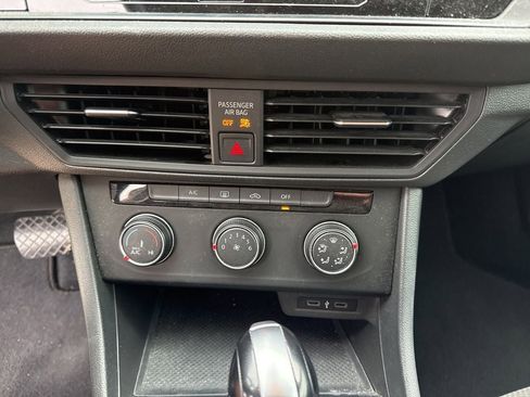 Used 2020 Volkswagen Jetta S w/ Driver Assistance Package image 24